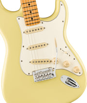 Fender Player II Stratocaster - Hialeah Yellow w/ Cleaning Kit